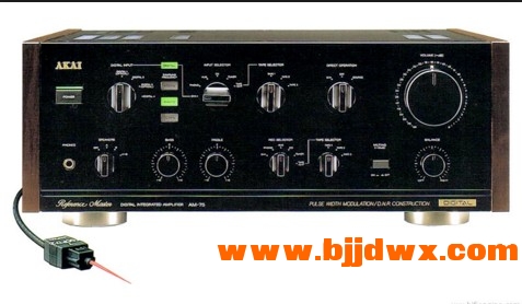 AKAI AM-75.jpg