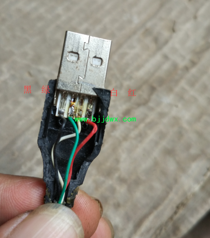 mp3V3ӿڶ2.png