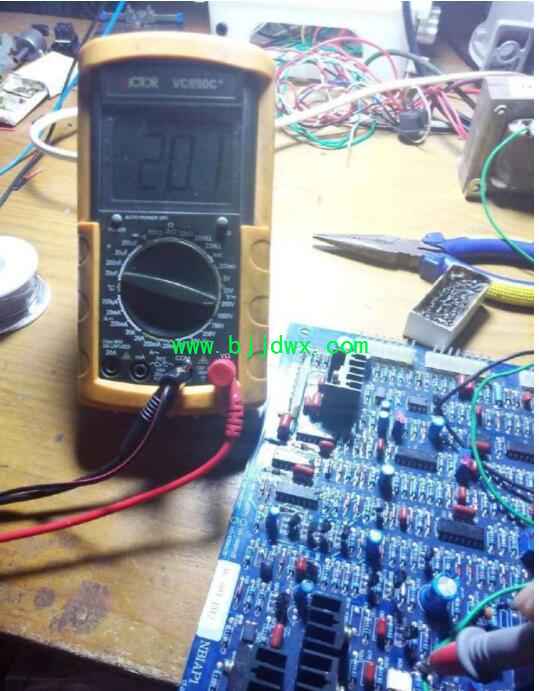 7  MOC3020.jpg