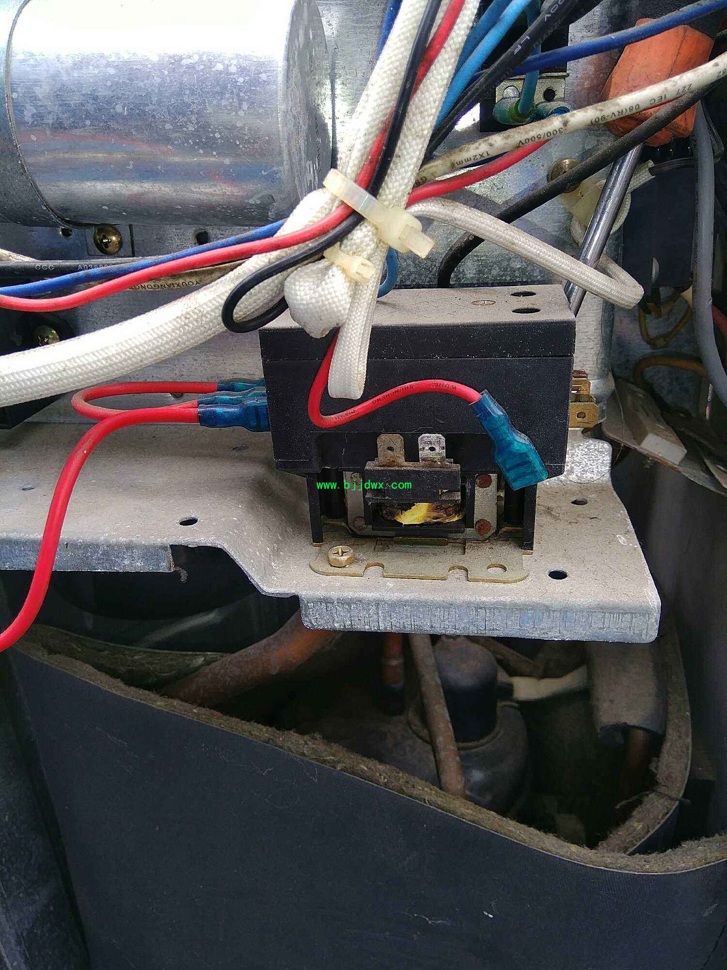 210133e7egv9mzkm7vz0v2.jpg