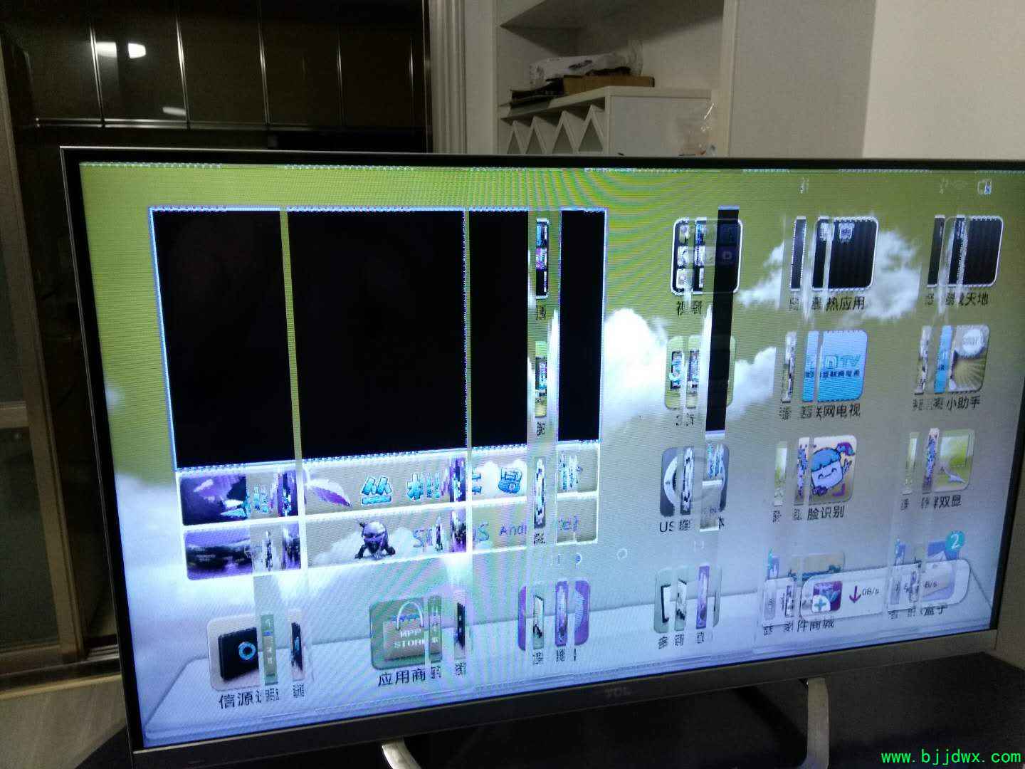 TCL液晶电视图像闪故障现象2