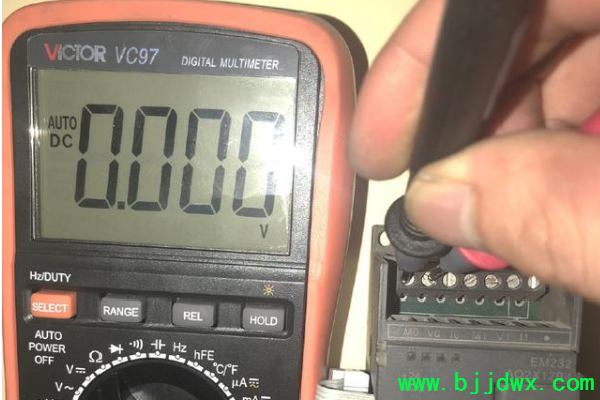 105631kf5eezeee25mmf5h.png