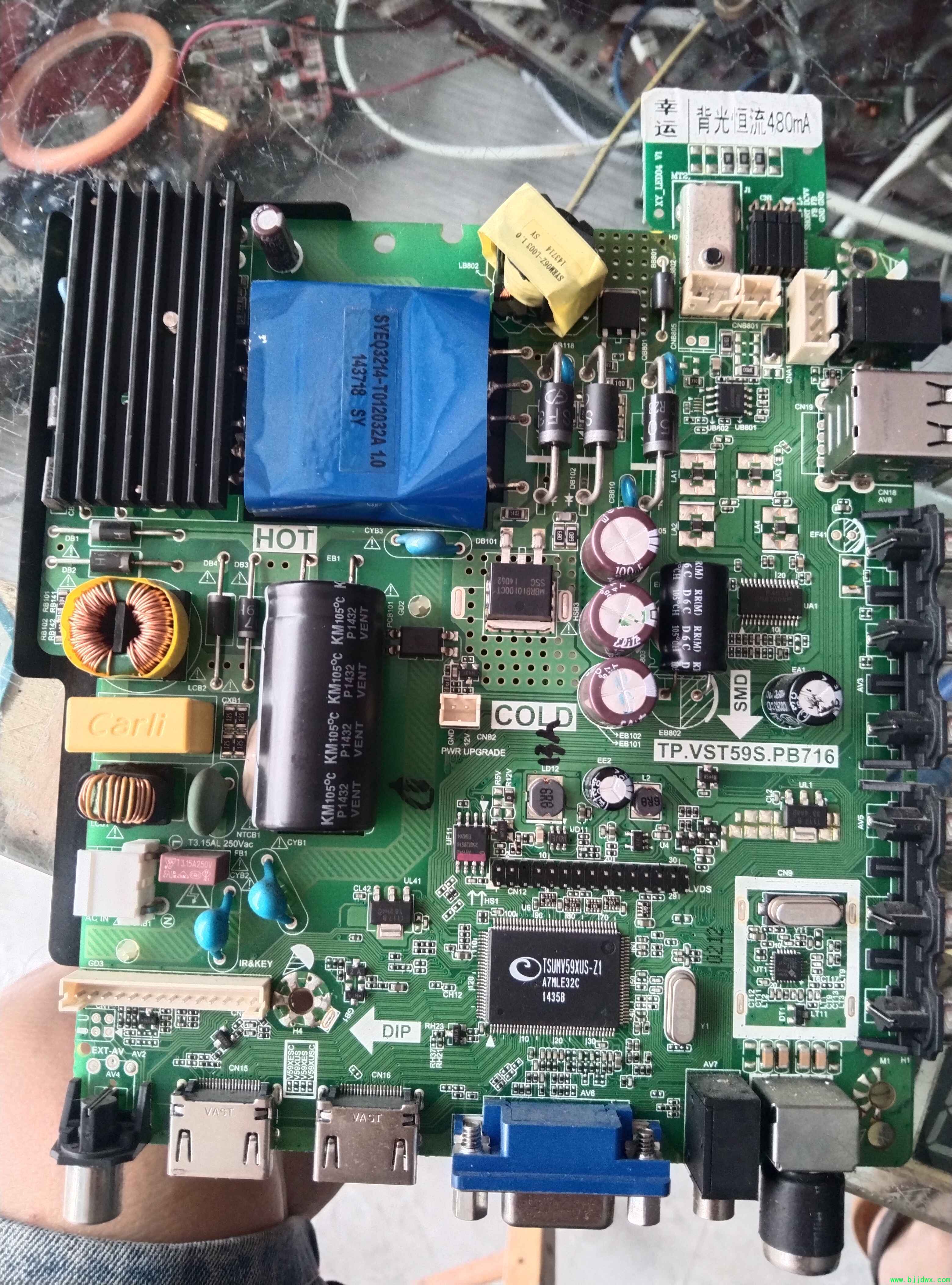 TP.VST59S.PB716 оƬ TSUMV59XUS-Z1 25Q3243.jpg