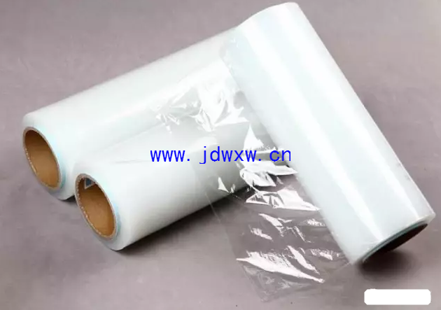 生活小技巧：用透明保鲜膜保护你的 显示器和键盘