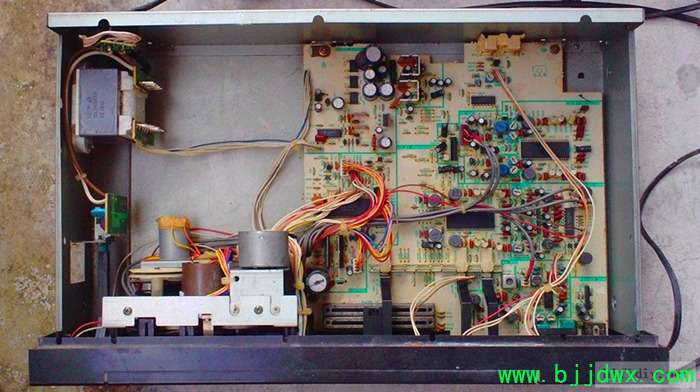 TEAC V-770