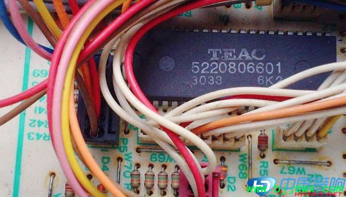 TEAC V-770