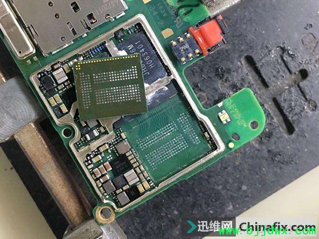 华为手机也有通病？同行修华为NOVA无服务险赔机，这才是解决方法