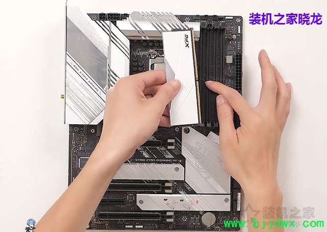 超详细图文+视频电脑组装教程,装机之家手把手教你组装一台电脑