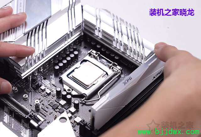 超详细图文+视频电脑组装教程,装机之家手把手教你组装一台电脑