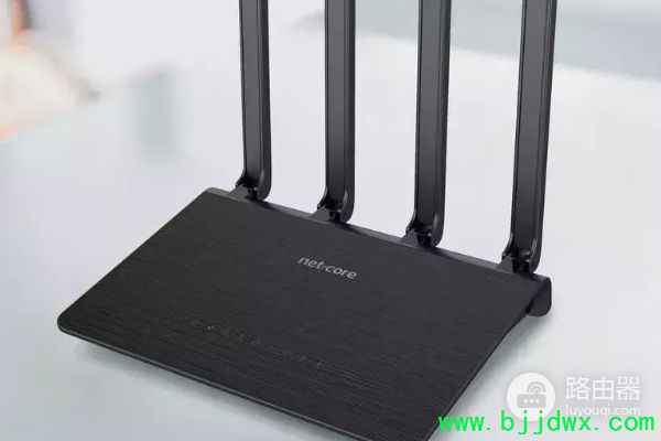 路由器到底怎么放才能让WIFI信号更好(路由器怎么摆放信号才会好)