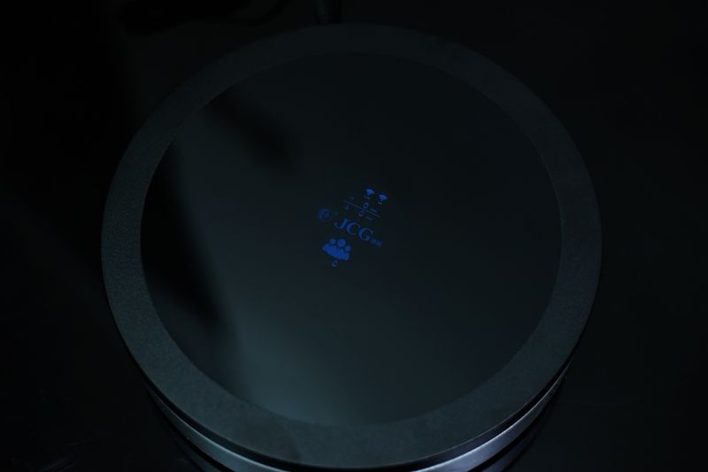 004952h4v0vsolw7777708.jpg