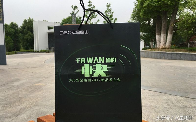 030947uslqyoeh91no1ttp.jpg
