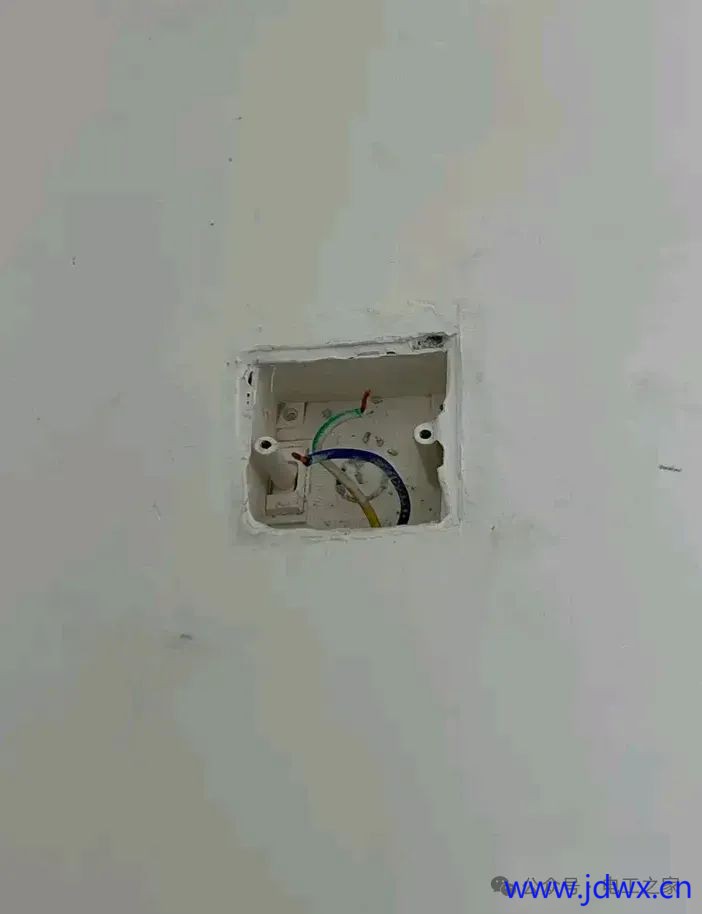 b7b9fdf0f043738613fb7efc083d05d1.jpg