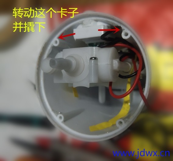 2 用老虎钳转动卡子IMG_20250513_222620.jpg
