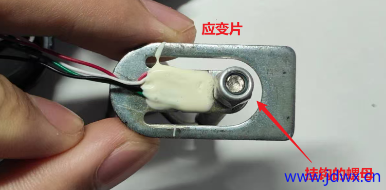 a4f0239bf2cc3e7aab81b3bf4cb35128.png
