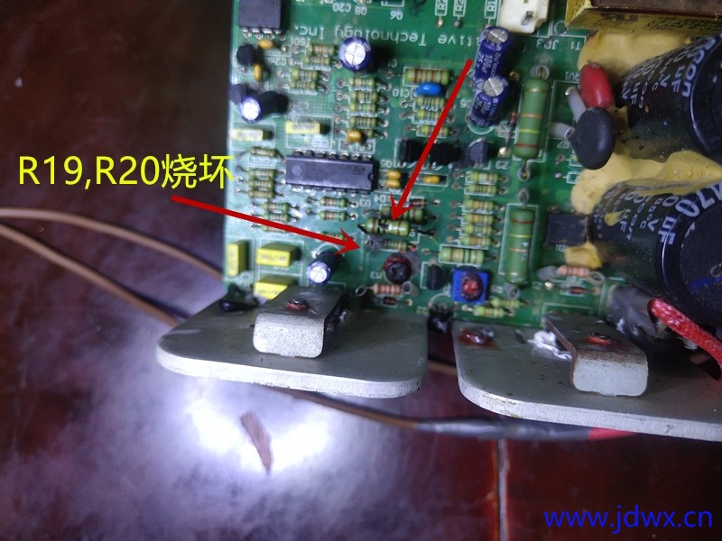 1 IMG_20251115_203221.jpg