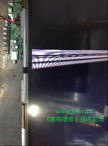 京东方HV320wxc-200液晶屏拖影竖条且图像发白检修