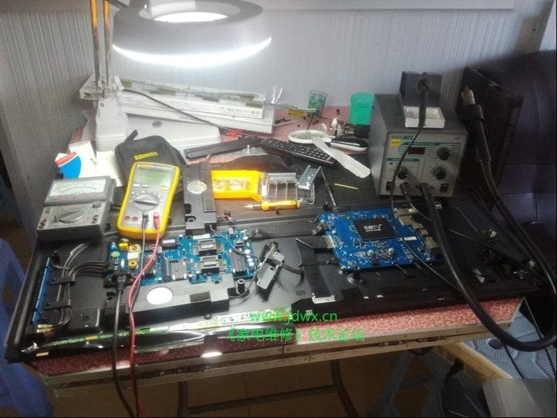 乐视S40 AIR液晶电视灰屏检修思路