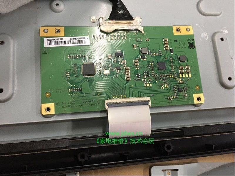 京东方HV320WXC-100代换LTA320AP05屏的过程
