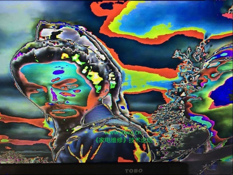 杂牌机TOBO液晶电视花屏检修思路