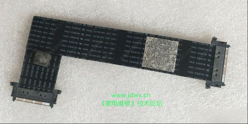 乐视S40液晶电视红绿蓝白色循环跳动的检修
