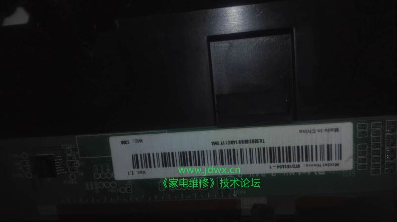 松下TH-L32BF6C液晶电视二次开机均无反应的检修