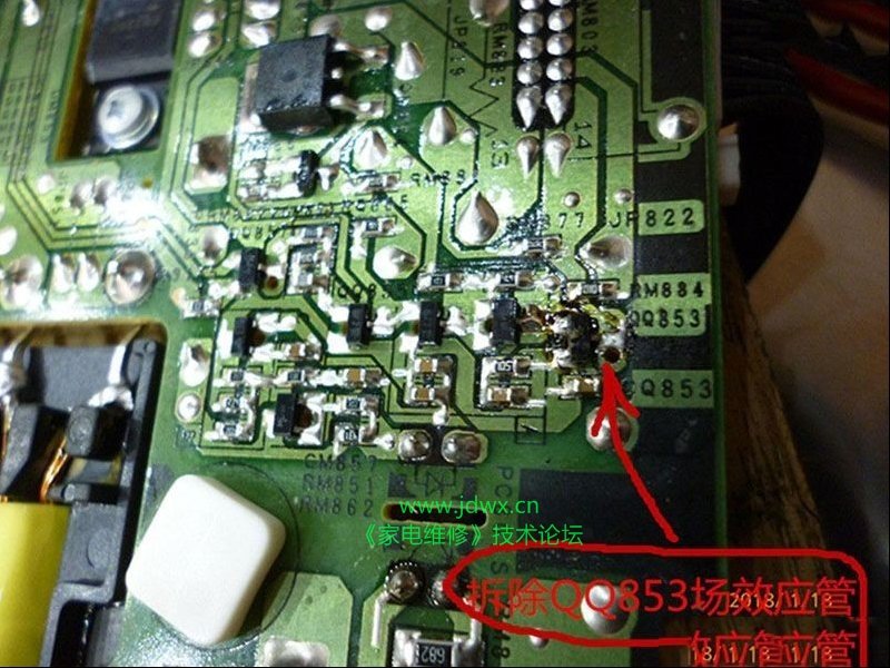 三星UA32D4000N液晶电视红灯闪2次不开机的检修思路