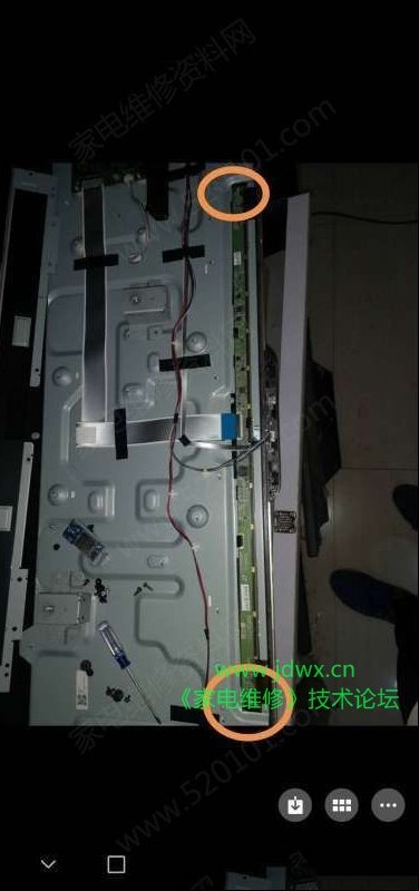 索尼KDL-48R550C液晶电视灰屏的故障技改方法