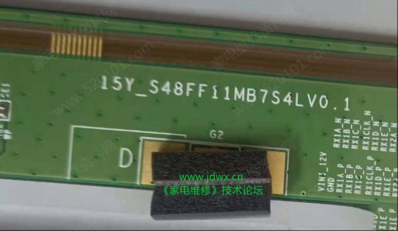 索尼KDL-48R550C液晶电视卡机显示LOGO后暗屏的检修思路