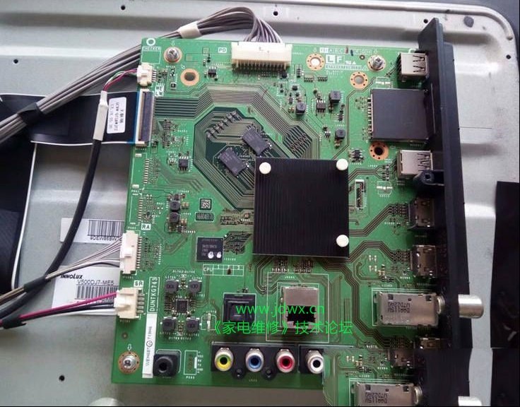 夏普LCD-50TX55A液晶电视进入主页就反复重启的维修