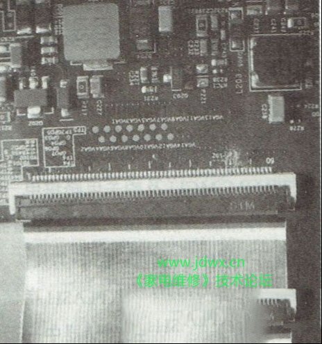 索尼KDL-50W700B液晶电视无图像有暗淡蓝屏光栅的维修
