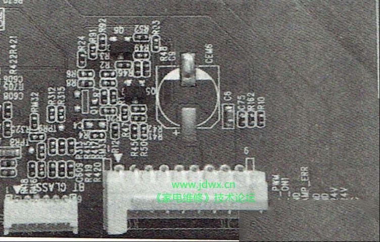 夏普LCD-50U1A液晶电视开机出现SHARP标志后黑屏