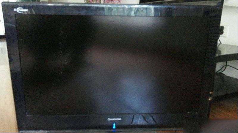 长虹LT32710液晶电视开机蓝灯亮但无显示且按键无法应