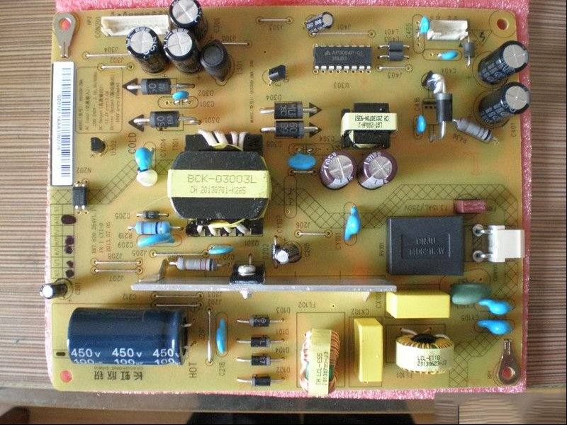 长虹LED42C2080i液晶电视二次开机保护待机故障