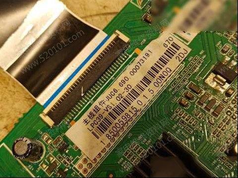 长虹LED32B2080液晶电视不开机的检修思路