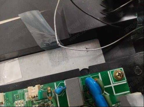 长虹43N1液晶电视背光不亮的检修思路