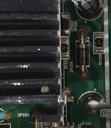 长虹LED42C2100液晶电视指示灯闪烁但不开机的维修