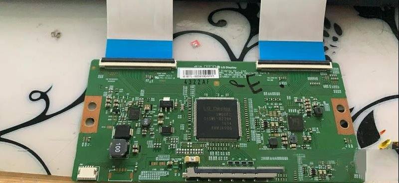 长虹50Q3T液晶电视开机出现红绿蓝自检画面