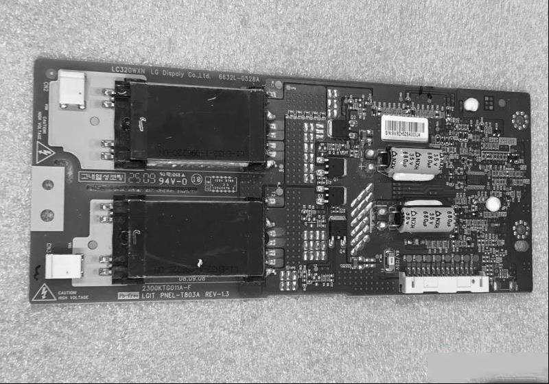 采用LG LC320WXN屏的康佳LC32FS81B液晶无规律黑屏检修思路