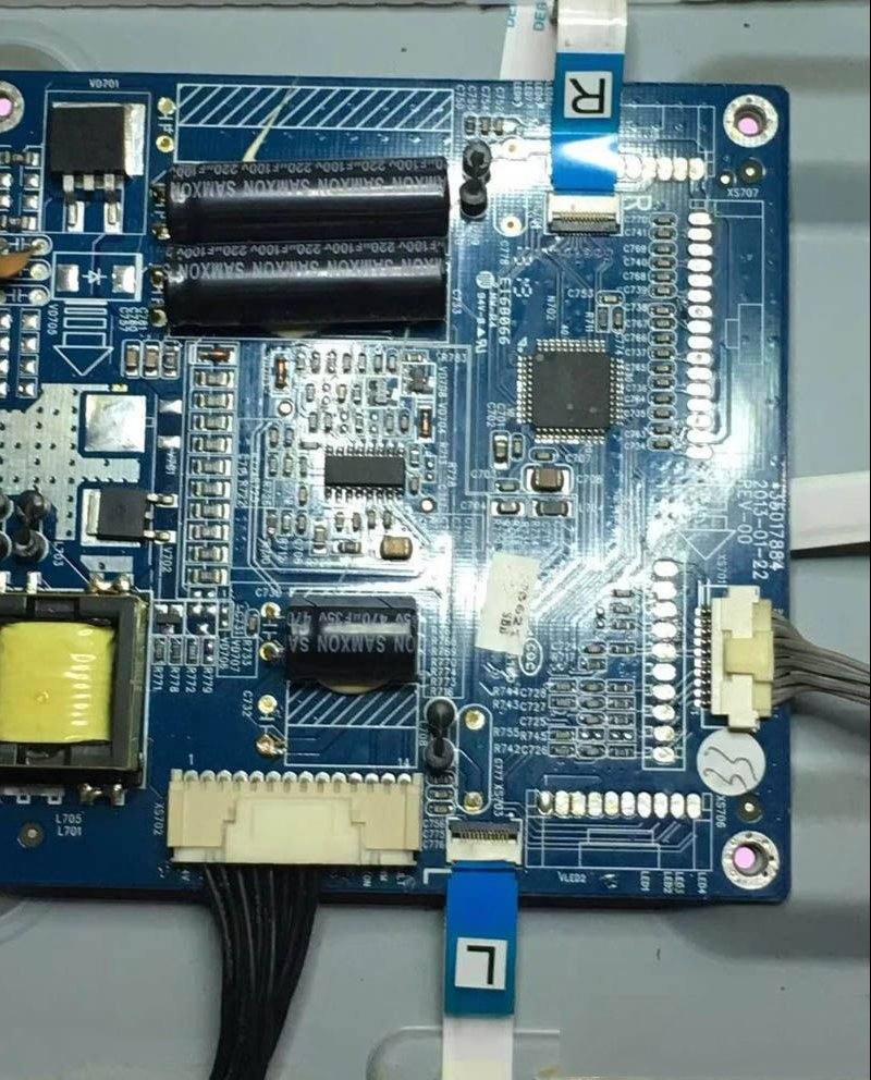 康佳LED47X8100PDE液晶电视背光暗淡且有闪烁