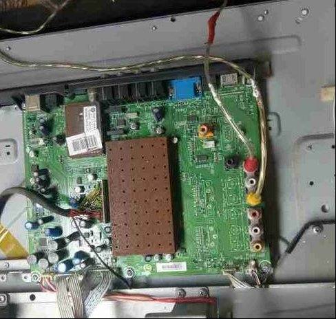 海信TLM42V66PK液晶电源灯亮，但屏不发光