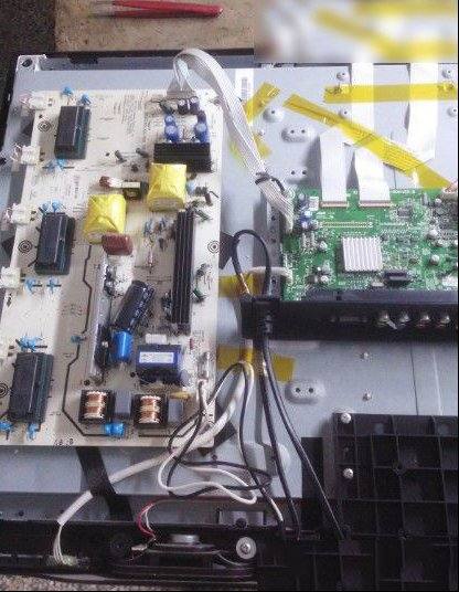海信TLM32V66A液晶指示蓝灯亮但是无背光