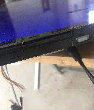 用飞线法修复海信LED32K20JD液晶电视灰屏故障
