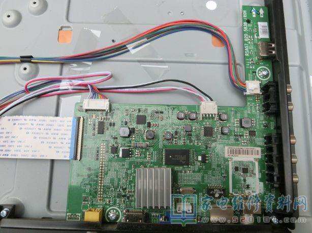 海信LE4D32EC260JD液晶电视开机指示灯不亮的维修