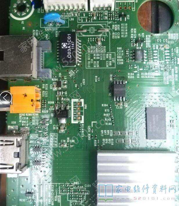 海信LED55T36X3D液晶电视指示红灯亮不开机的检修思路