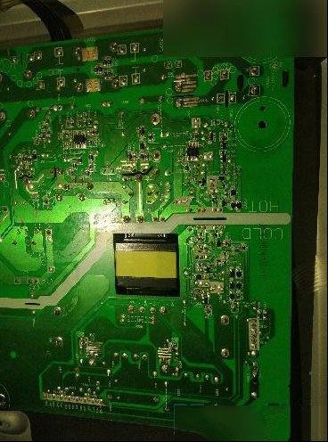 创维49E510E液晶开机红色指示灯灯瞬间亮即灭