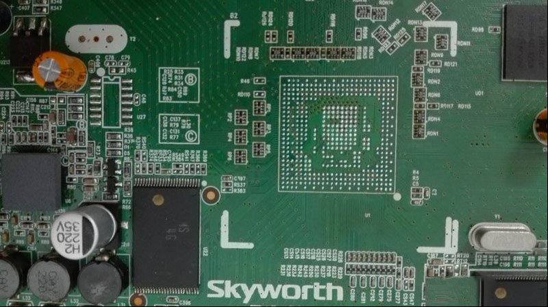 创维37E700S液晶电视自动关机重启维修
