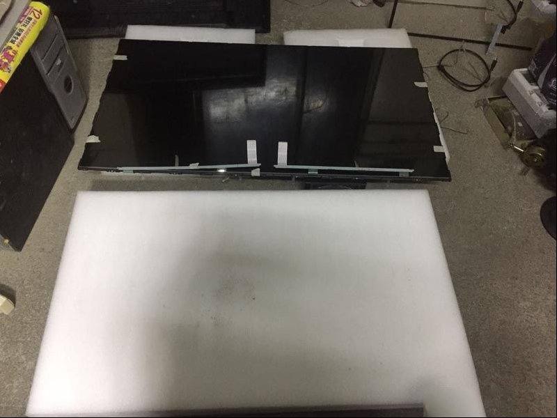 创维49D9液晶电视指示灯亮但开机一闪即灭检修思路