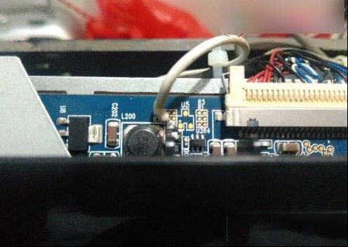 TCL L26E10液晶电视出现白屏故障