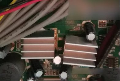 TCL LCD47K73液晶电视花屏检修思路